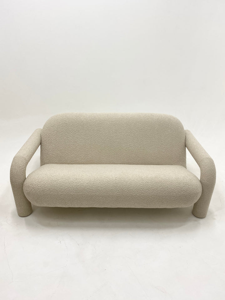 SkandiShop G Spot Sofa