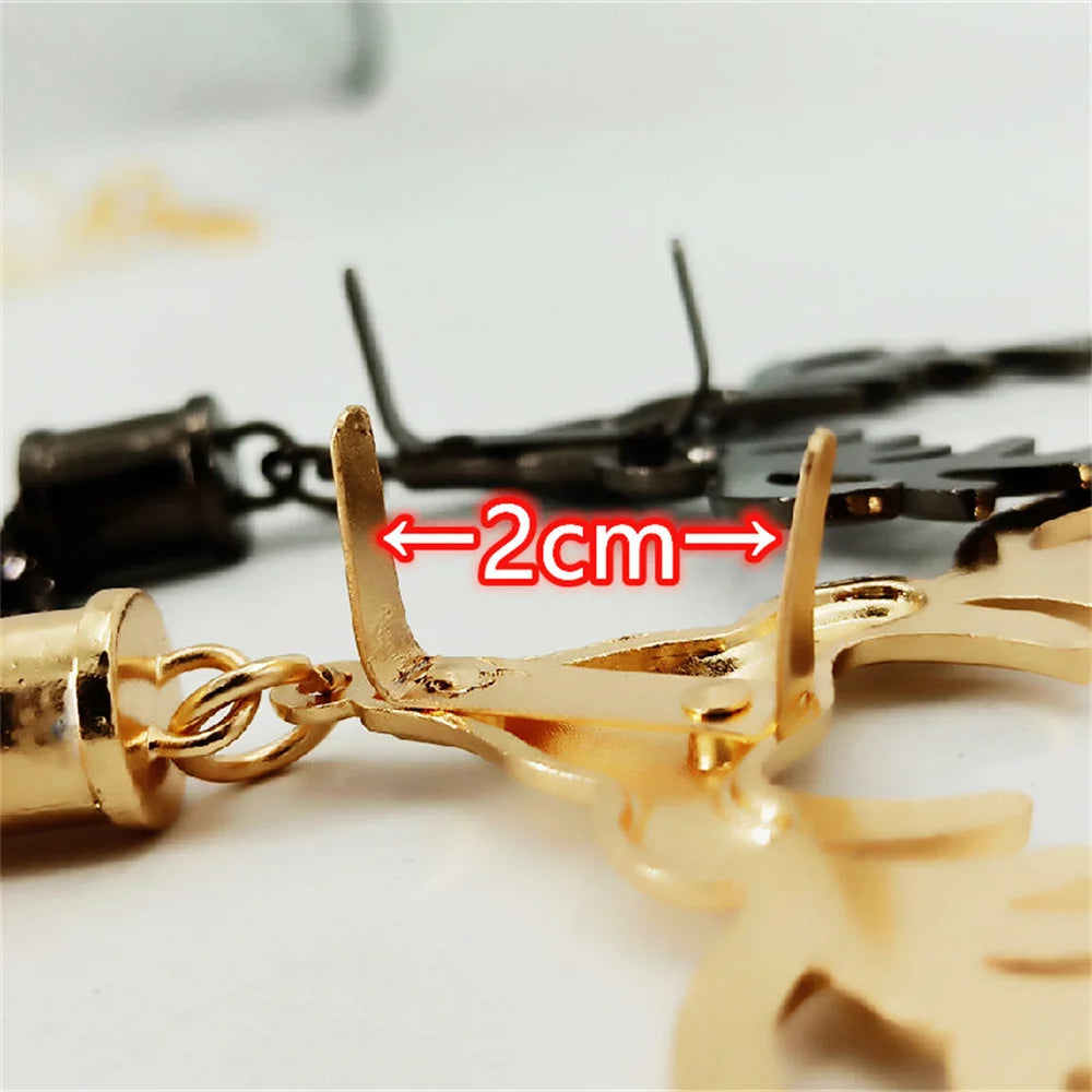 Metallinen riipus tupsu lähettilaukku tarvikkeet