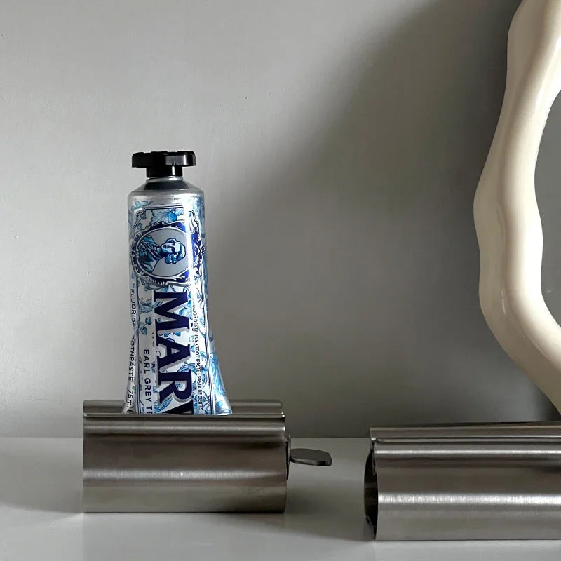 SteelRoll-hammastahnapuristin – Tyylikäs ja tehokas annostelija