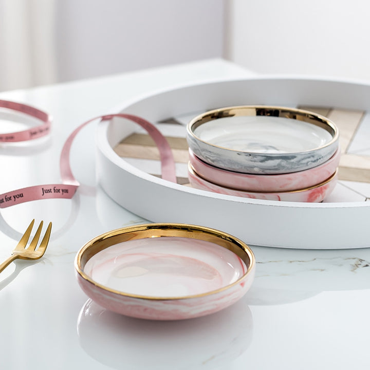 Lumi-keraaminen tarjotin